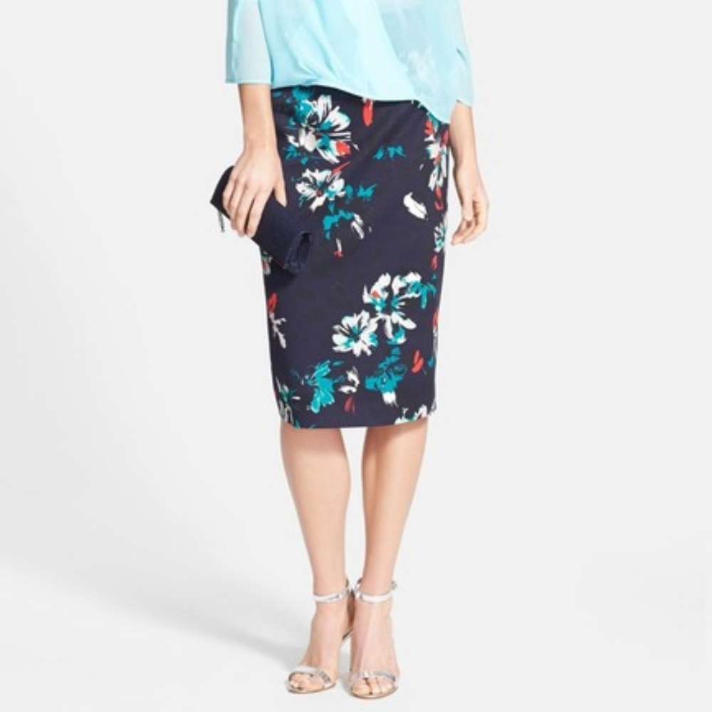 Chelsea28 High Waist Floral Pencil Skirt